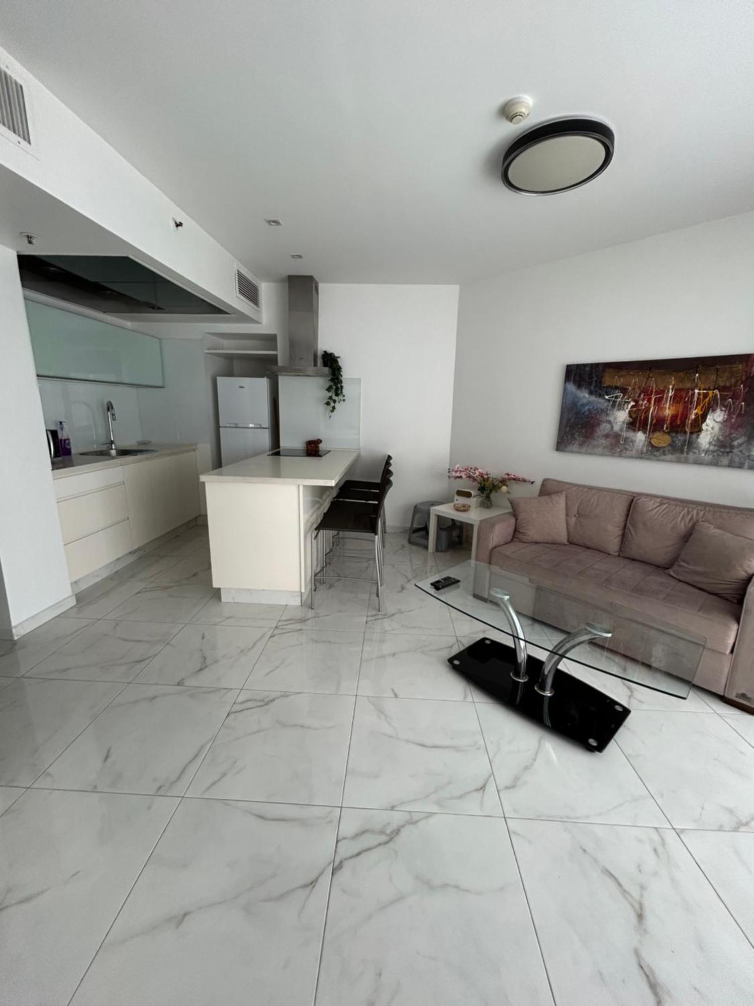 Amazing Suite On The Sea-סוויטה מדהימה על הים Bat Yam Eksteriør bilde