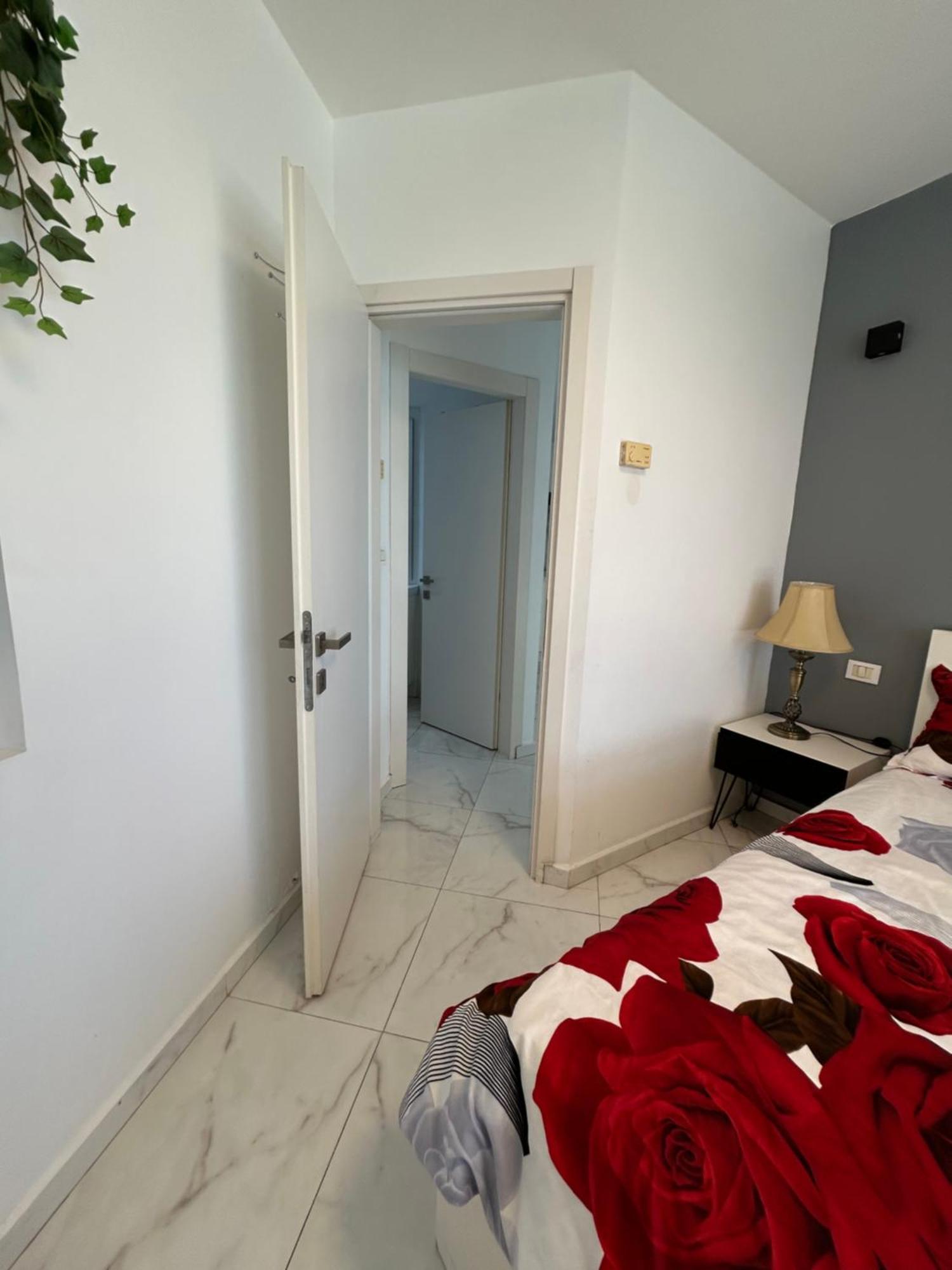 Amazing Suite On The Sea-סוויטה מדהימה על הים Bat Yam Eksteriør bilde